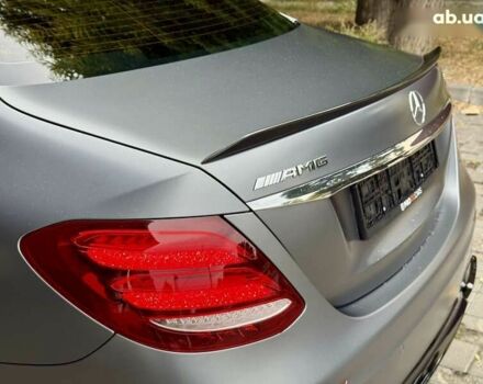 Мерседес Е-Класс, объемом двигателя 4 л и пробегом 17 тыс. км за 97000 $, фото 19 на Automoto.ua