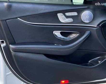 Мерседес Е-Класс, объемом двигателя 2 л и пробегом 94 тыс. км за 29790 $, фото 22 на Automoto.ua
