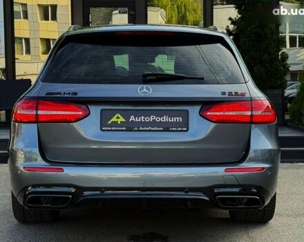Мерседес Е-Класс, объемом двигателя 4 л и пробегом 70 тыс. км за 65900 $, фото 22 на Automoto.ua