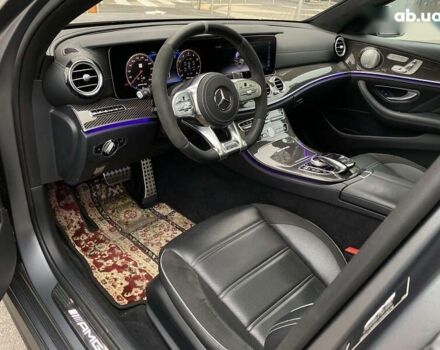 Мерседес Е-Клас, об'ємом двигуна 4 л та пробігом 55 тис. км за 72990 $, фото 18 на Automoto.ua