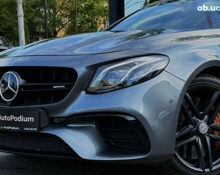 Мерседес Е-Класс, объемом двигателя 4 л и пробегом 70 тыс. км за 65900 $, фото 7 на Automoto.ua