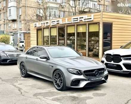 Мерседес Е-Клас, об'ємом двигуна 4 л та пробігом 64 тис. км за 89500 $, фото 5 на Automoto.ua