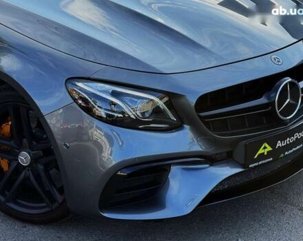 Мерседес Е-Класс, объемом двигателя 4 л и пробегом 70 тыс. км за 65900 $, фото 12 на Automoto.ua