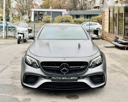 Мерседес Е-Клас, об'ємом двигуна 4 л та пробігом 64 тис. км за 89500 $, фото 2 на Automoto.ua