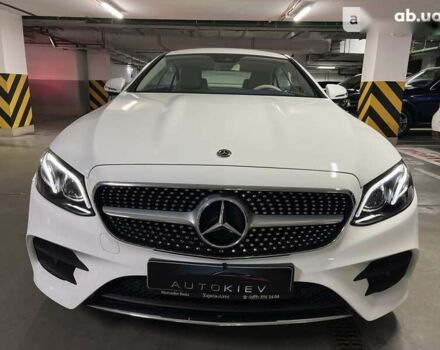 Мерседес Е-Клас, об'ємом двигуна 2 л та пробігом 25 тис. км за 52500 $, фото 3 на Automoto.ua