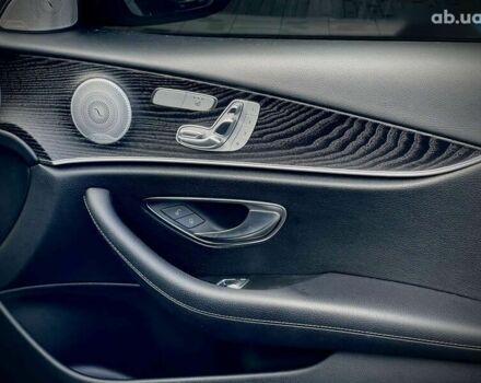 Мерседес Е-Класс, объемом двигателя 2 л и пробегом 95 тыс. км за 28700 $, фото 29 на Automoto.ua