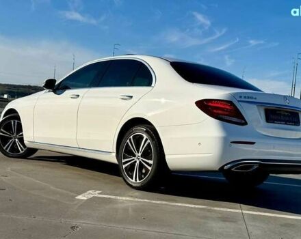 Мерседес Е-Класс, объемом двигателя 2 л и пробегом 186 тыс. км за 31990 $, фото 11 на Automoto.ua