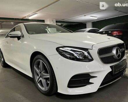 Мерседес Е-Клас, об'ємом двигуна 2 л та пробігом 25 тис. км за 52500 $, фото 1 на Automoto.ua