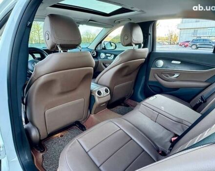 Мерседес Е-Класс, объемом двигателя 2 л и пробегом 186 тыс. км за 31990 $, фото 26 на Automoto.ua