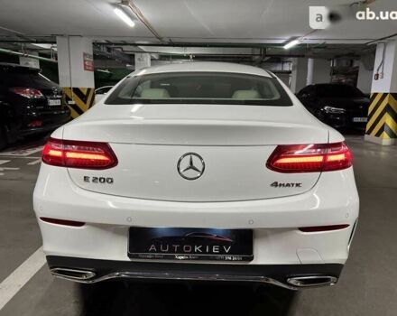 Мерседес Е-Клас, об'ємом двигуна 2 л та пробігом 25 тис. км за 52500 $, фото 9 на Automoto.ua