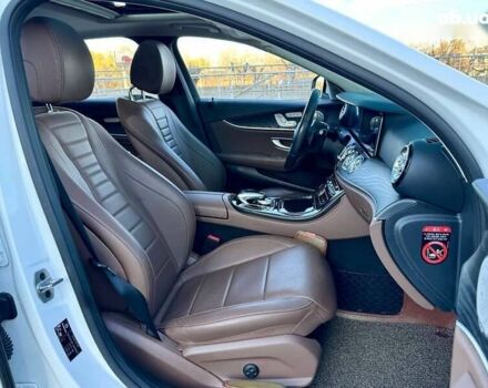 Мерседес Е-Класс, объемом двигателя 2 л и пробегом 186 тыс. км за 31990 $, фото 27 на Automoto.ua