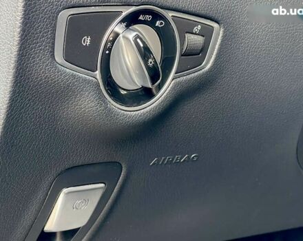 Мерседес Е-Класс, объемом двигателя 2 л и пробегом 95 тыс. км за 28700 $, фото 23 на Automoto.ua