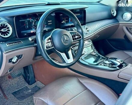 Мерседес Е-Класс, объемом двигателя 2 л и пробегом 186 тыс. км за 31990 $, фото 22 на Automoto.ua