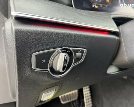Мерседес Е-Класс, объемом двигателя 3 л и пробегом 25 тыс. км за 46500 $, фото 24 на Automoto.ua