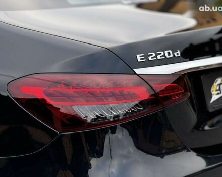 Мерседес Е-Клас, об'ємом двигуна 2 л та пробігом 80 тис. км за 49499 $, фото 12 на Automoto.ua