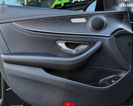 Мерседес Е-Класс, объемом двигателя 2 л и пробегом 105 тыс. км за 38900 $, фото 26 на Automoto.ua