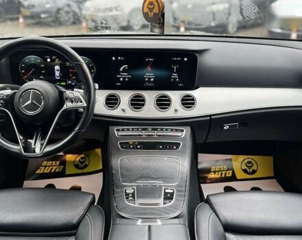 Мерседес Е-Класс, объемом двигателя 0 л и пробегом 247 тыс. км за 46500 $, фото 23 на Automoto.ua