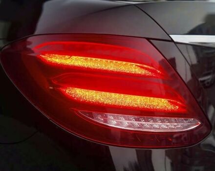 Мерседес Е-Класс, объемом двигателя 1.6 л и пробегом 54 тыс. км за 35500 $, фото 12 на Automoto.ua