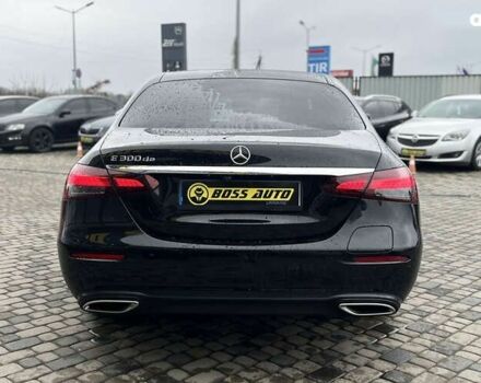 Мерседес Е-Класс, объемом двигателя 0 л и пробегом 247 тыс. км за 46500 $, фото 5 на Automoto.ua