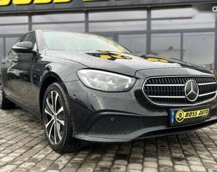 Мерседес Е-Класс, объемом двигателя 0 л и пробегом 247 тыс. км за 46500 $, фото 1 на Automoto.ua