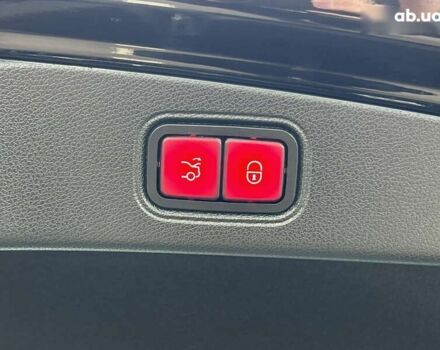 Мерседес Е-Класс, объемом двигателя 3 л и пробегом 25 тыс. км за 46500 $, фото 16 на Automoto.ua