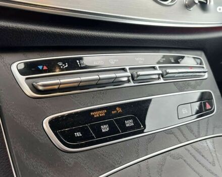 Мерседес Е-Класс, объемом двигателя 0 л и пробегом 247 тыс. км за 46500 $, фото 20 на Automoto.ua