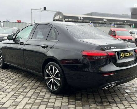 Мерседес Е-Класс, объемом двигателя 0 л и пробегом 247 тыс. км за 46500 $, фото 4 на Automoto.ua