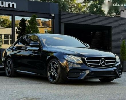 Мерседес Е-Класс, объемом двигателя 2 л и пробегом 105 тыс. км за 38900 $, фото 2 на Automoto.ua