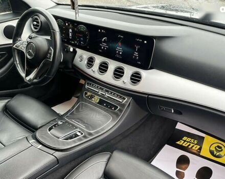 Мерседес Е-Класс, объемом двигателя 0 л и пробегом 247 тыс. км за 46500 $, фото 24 на Automoto.ua