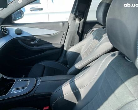 Мерседес Е-Класс, объемом двигателя 3 л и пробегом 5 тыс. км за 69381 $, фото 15 на Automoto.ua