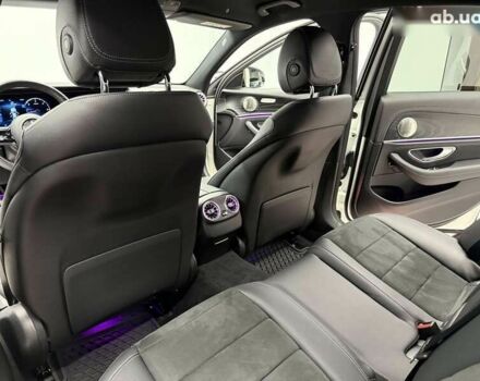 Мерседес Е-Клас, об'ємом двигуна 2 л та пробігом 76 тис. км за 49990 $, фото 26 на Automoto.ua