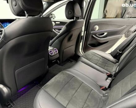 Мерседес Е-Клас, об'ємом двигуна 2 л та пробігом 76 тис. км за 49990 $, фото 27 на Automoto.ua