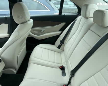 Мерседес Е-Класс, объемом двигателя 2 л и пробегом 26 тыс. км за 49884 $, фото 34 на Automoto.ua