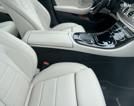 Мерседес Е-Класс, объемом двигателя 2 л и пробегом 26 тыс. км за 49884 $, фото 23 на Automoto.ua