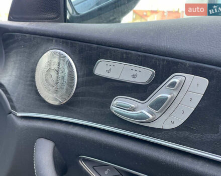 Мерседес Е-Класс, объемом двигателя 3 л и пробегом 33 тыс. км за 37000 $, фото 13 на Automoto.ua