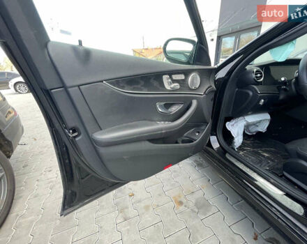 Мерседес Е-Класс, объемом двигателя 3 л и пробегом 33 тыс. км за 37000 $, фото 12 на Automoto.ua