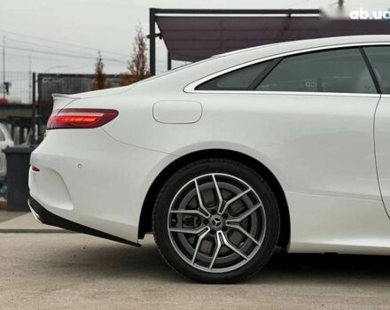 Мерседес Е-Клас, об'ємом двигуна 3 л та пробігом 74 тис. км за 59999 $, фото 7 на Automoto.ua