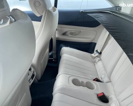 Мерседес Е-Класс, объемом двигателя 2 л и пробегом 1 тыс. км за 74881 $, фото 26 на Automoto.ua