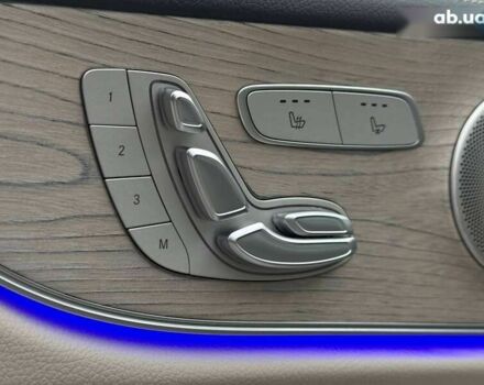 Мерседес Е-Клас, об'ємом двигуна 3 л та пробігом 74 тис. км за 59999 $, фото 14 на Automoto.ua