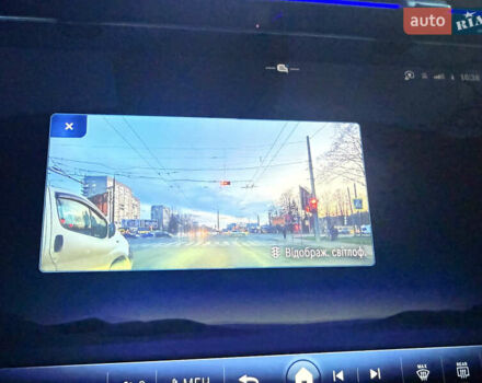 Мерседес Е-Клас, об'ємом двигуна 3 л та пробігом 4 тис. км за 71000 $, фото 20 на Automoto.ua