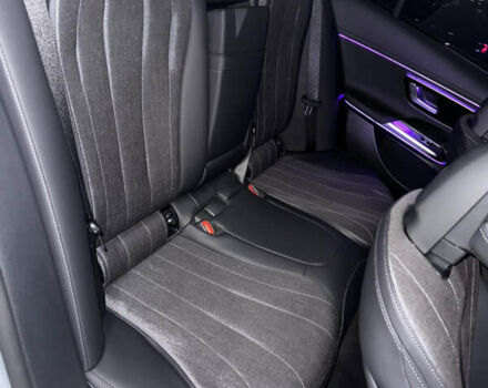 Мерседес Е-Клас, об'ємом двигуна 3 л та пробігом 4 тис. км за 78000 $, фото 40 на Automoto.ua