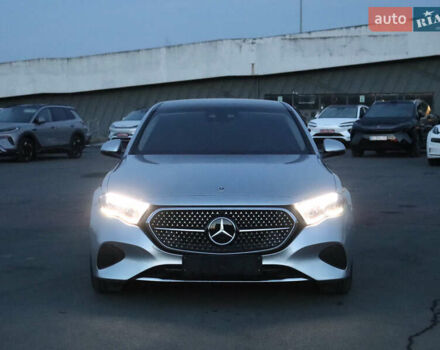 Мерседес Е-Клас, об'ємом двигуна 3 л та пробігом 4 тис. км за 71000 $, фото 2 на Automoto.ua