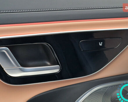 Мерседес Е-Класс, объемом двигателя 3 л и пробегом 0 тыс. км за 167758 $, фото 36 на Automoto.ua