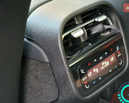 Мерседес Е-Класс, объемом двигателя 3 л и пробегом 0 тыс. км за 167758 $, фото 35 на Automoto.ua