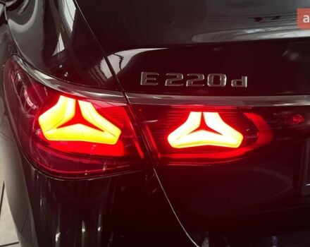 Мерседес Е-Класс, объемом двигателя 1.99 л и пробегом 0 тыс. км за 97612 $, фото 5 на Automoto.ua