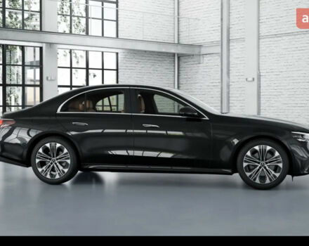 Мерседес Е-Класс, объемом двигателя 1.99 л и пробегом 0 тыс. км за 98113 $, фото 1 на Automoto.ua