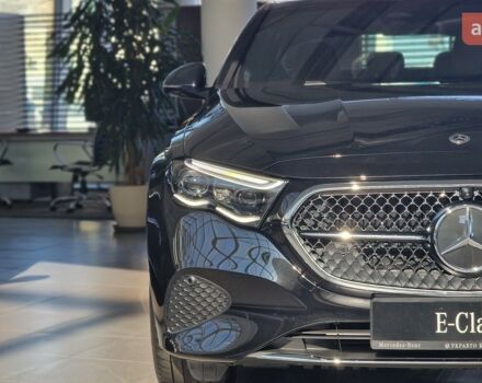 Мерседес Е-Класс, объемом двигателя 1.99 л и пробегом 0 тыс. км за 98180 $, фото 2 на Automoto.ua