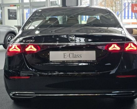 Мерседес Е-Клас, об'ємом двигуна 2 л та пробігом 0 тис. км за 93238 $, фото 18 на Automoto.ua
