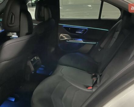 Мерседес Е-Клас, об'ємом двигуна 1.99 л та пробігом 0 тис. км за 9891297 $, фото 14 на Automoto.ua