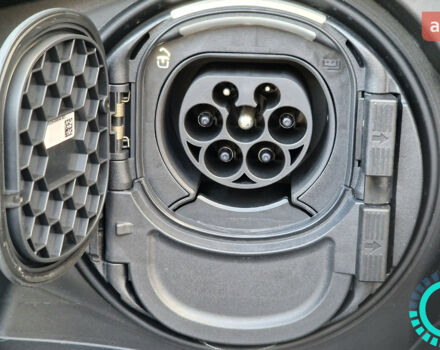 Мерседес Е-Класс, объемом двигателя 3 л и пробегом 0 тыс. км за 167758 $, фото 40 на Automoto.ua